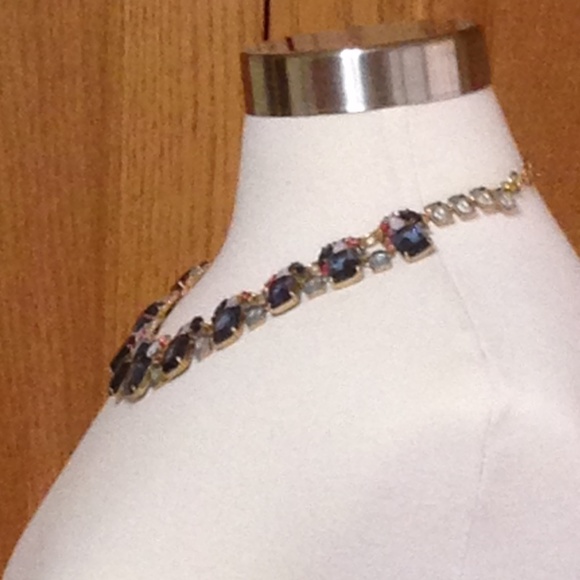 J CREW-Cluster Drop Stone Statement- Perfect Shape - Picture 3 of 4